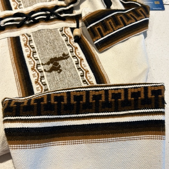 Artesania Landa Hand Made in Peru Llama Alpaca Pullover Sweater Women size M - Picture 15 of 17